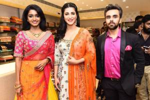 shruti-haasan-stills-009-00168