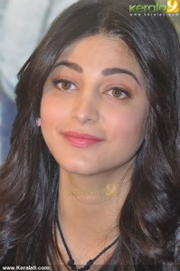 shruti-hassan-latest-photo-gallery-00339