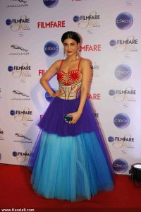 shruti-hassan-latest-photos-00194