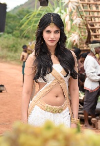 shruti-hassan-latest-photos-00199