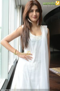 shruti-hassan-latest-photos-00283