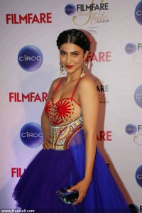 shruti-hassan-latest-pics-0017