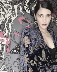 shruti-hassan-new-look-photos-001