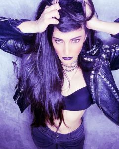 shruti-hassan-new-look-photos-010
