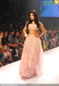 shruti-hassan-photo-download-00356