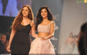 shruti-hassan-photo-download53