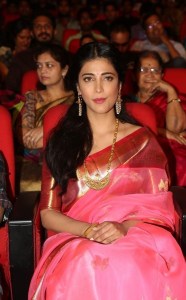 shruti-hassan-photos-00341