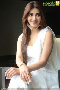 shruti-hassan-photos-00350