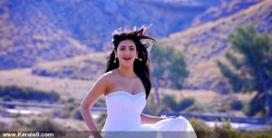 shruti-hassan-stills-0023