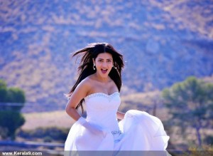 shruti-hassan-stills-00343