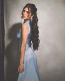 shruti-haasan-in-Powder-Blue-or-Metallic-Sky-Blue-Western-Evening-Gown-Bodycon-Dress-Features-a-high-turtleneck-sleeveless-design-photos-002