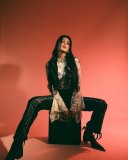 shruti-haasan-in-Sheer-White-Lace-Top-with-Lace-Up-Black-Trousers-photos-007