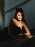 shruti-haasan-in-Strapless-Black-Lace-Evening-floor-length-Gown-photos