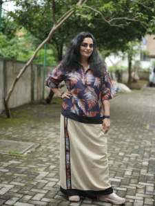 shwetha-menon-latest-photos-and-dressing-style-013