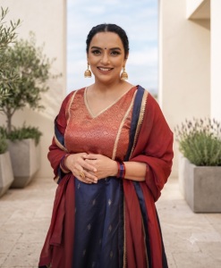 shwetha-menon-latest-photos-and-dressing-style-014