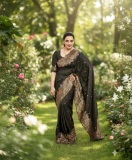 shweta-menon-in-saree-style-images-007