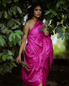 2_srinda-new-photos-003