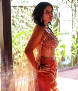 srinda-arhaan-in-orange-lehenga-photos-003