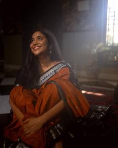 srinda-arhaan-latest-saree-photos-hd-003