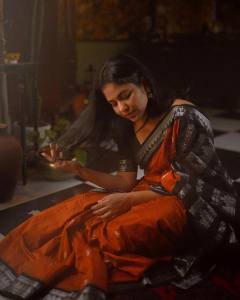 srinda-arhaan-latest-saree-photos-hd-005