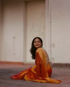 srinda-arhaan-latest-style-and-makeover-ideas-photos-008