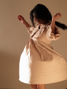 srinda-in-short-frock-with-check-design-002