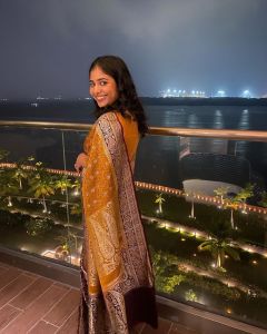 srinda-new-photos-in-social-media-003
