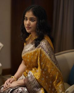 srinda-new-photos-in-social-media-004