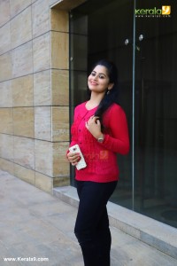 sruthi-lakshmi-latest-pics-099233-382