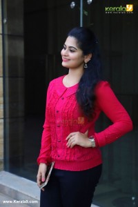 sruthi-lakshmi-latest-pics-099233-794
