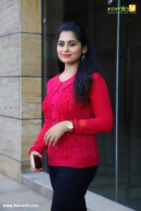 sruthi-lakshmi-latest-pics-09923388