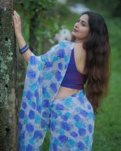 sruthi-lakshmi-new-style-photos-008