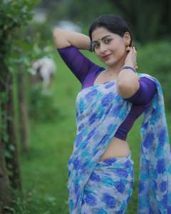 sruthi-lakshmi-new-style-photos-012