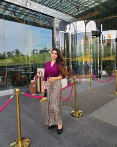 sruthi-lakshmi-new-style-photos-020