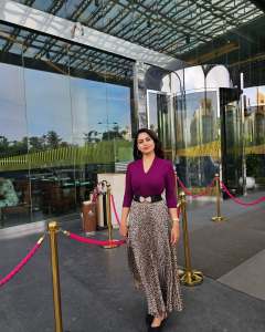 sruthi-lakshmi-new-style-photos-023