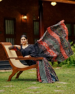 sruthi-lakshmi-new-style-photos-030