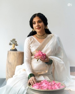 shivada-actress-in-kerala-saree-with-makeup-ideas-photos-trending-006