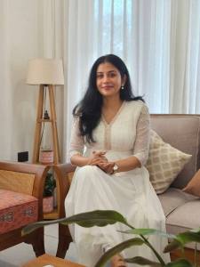 shivada-nair-in-office-wear-outfit-ideas-photos