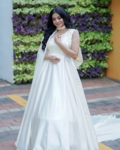 shivada-nair-latest-photos-in-wedding-dress-ideas-002