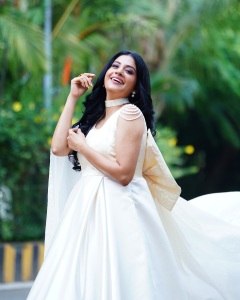 shivada-nair-latest-photos-in-wedding-dress-ideas-004