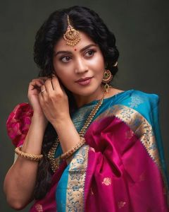 shivada-new-photoshoot-for-vanitha-magazine-004