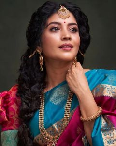 shivada-new-photoshoot-for-vanitha-magazine-005