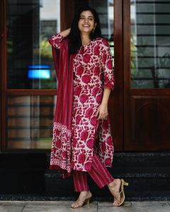 sshivada-latest-photos-012