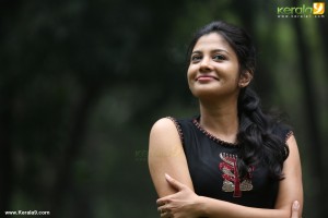 sshivada-nair-latest-pictures-674-0020