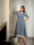 shivada-nair-in-cotton-dusty-blue-mid-length-dress-style-ideas-photos-002
