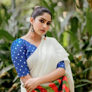 Swasika-Vijay-Photoshoot-2023