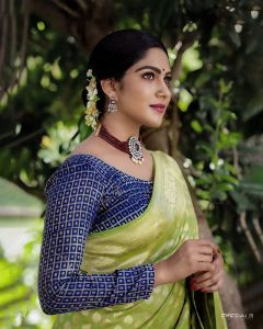 swasika-instagram-photos-latest-013