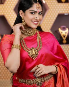 swasika-latest-photos-001