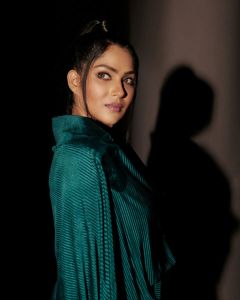 swasika-latest-photos-003