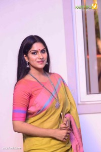 swasika-latest-photos-111-03874
